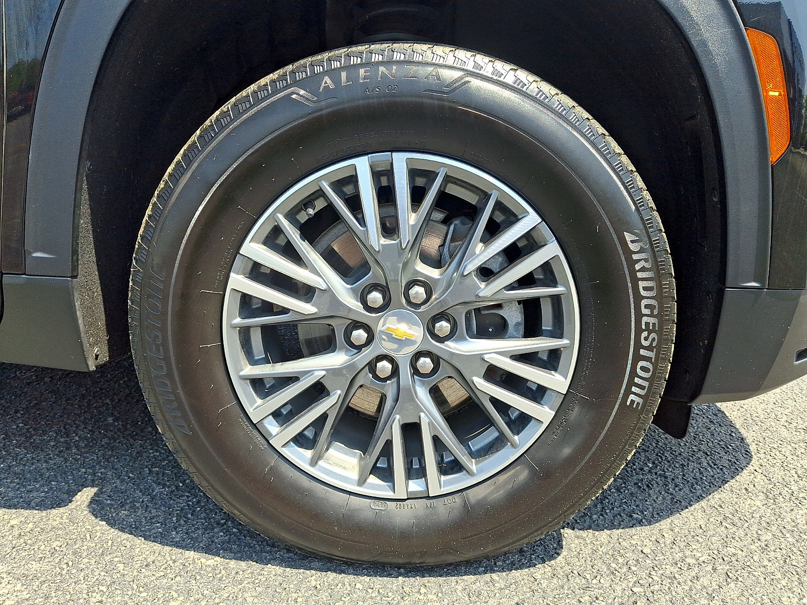 Used 2024 Chevrolet Traverse LS w/ LPO, Floor Liner Package AWD/4WD image 9