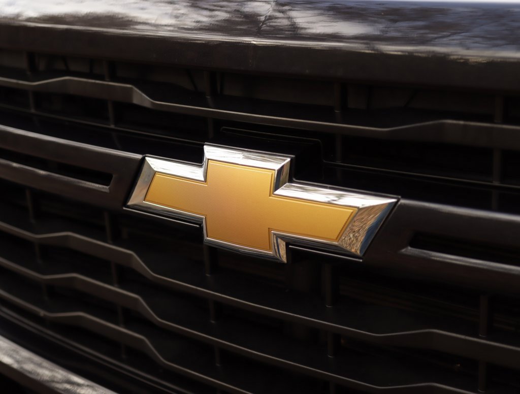 Used 2024 Chevrolet Silverado 2500 Custom w/ Custom Value Package image 31