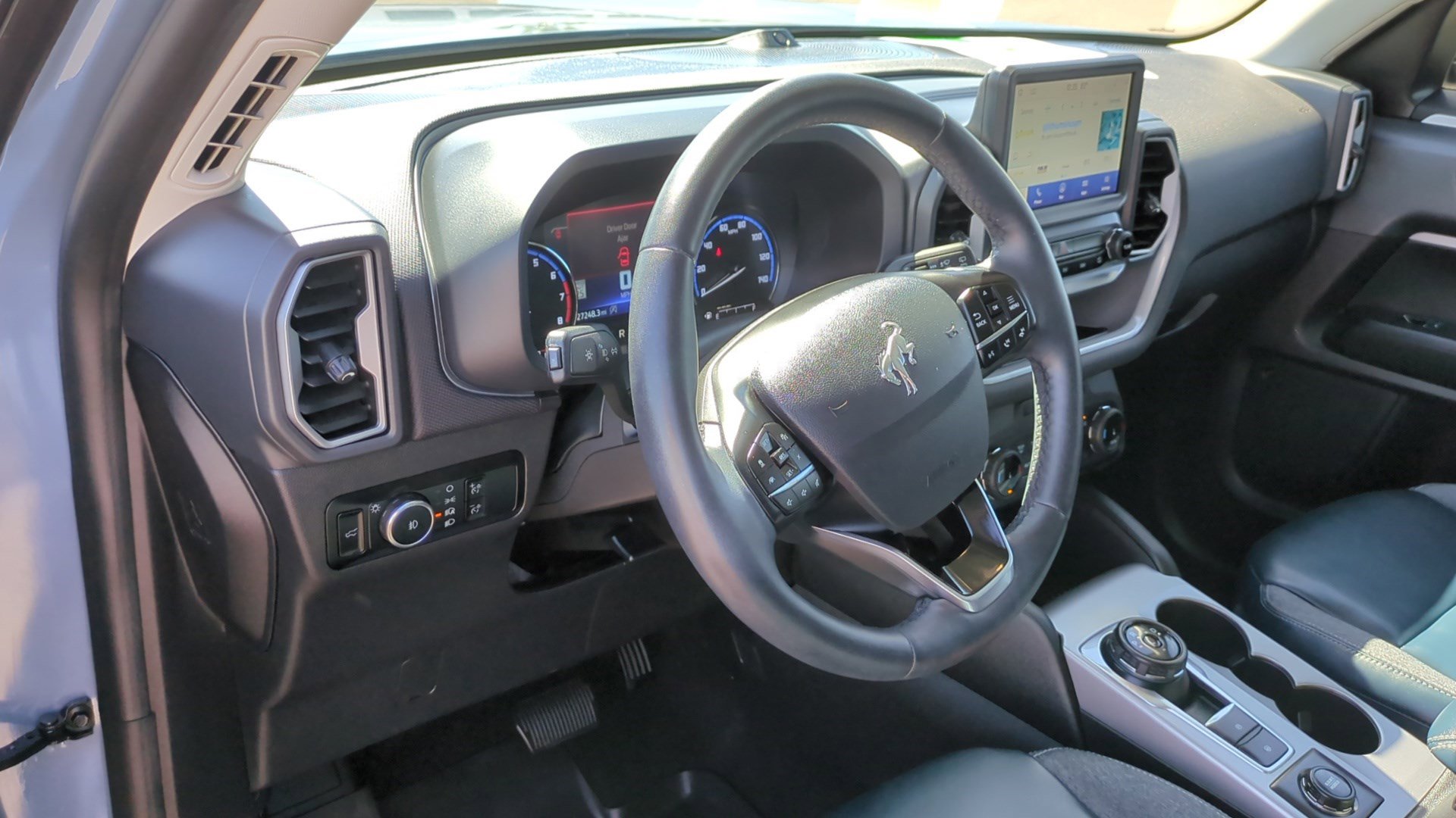 Used 2024 Ford Bronco Sport Outer Banks w/ Tech Package image 14