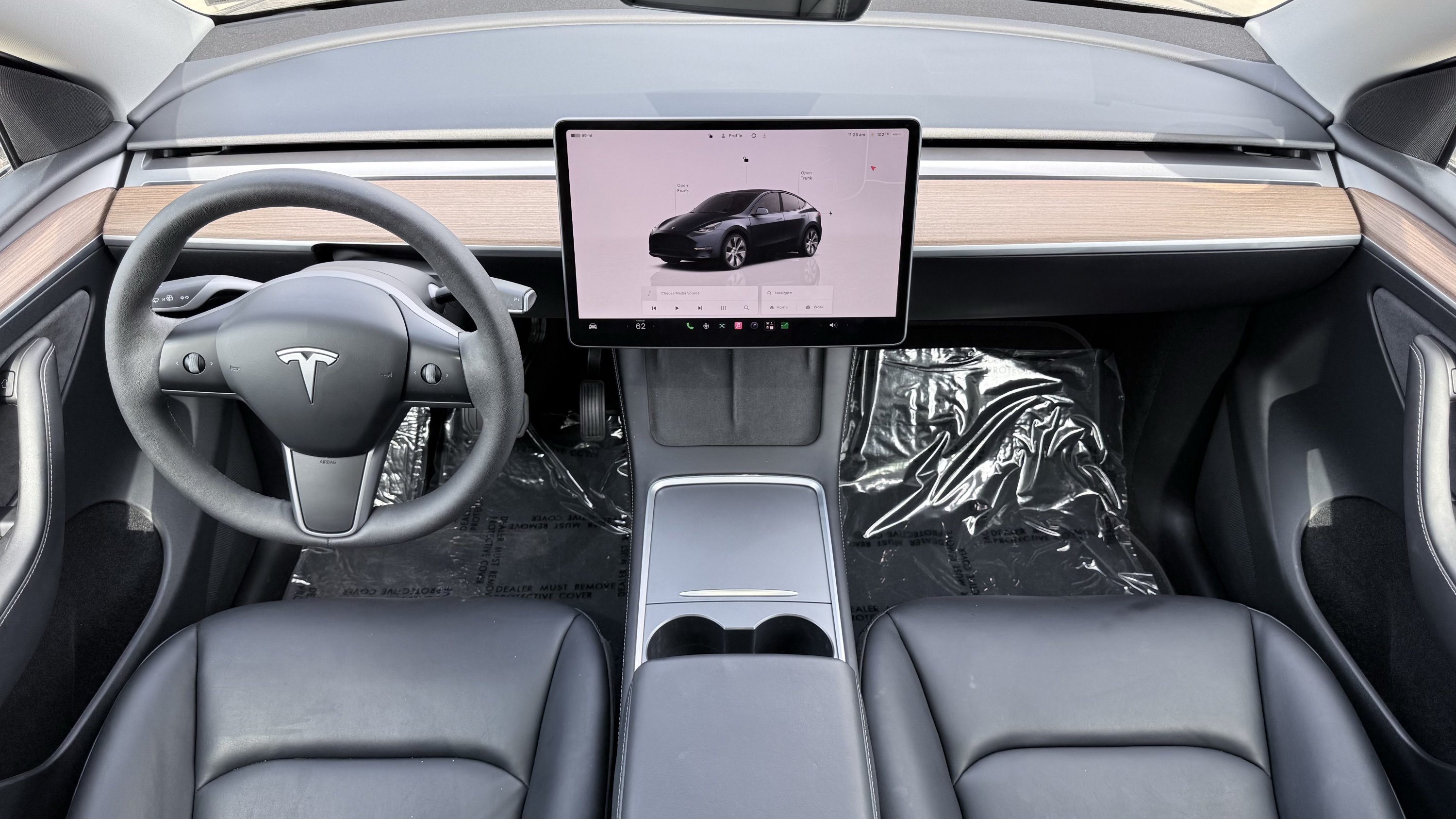 Used 2024 Tesla Model Y Long Range RWD image 45
