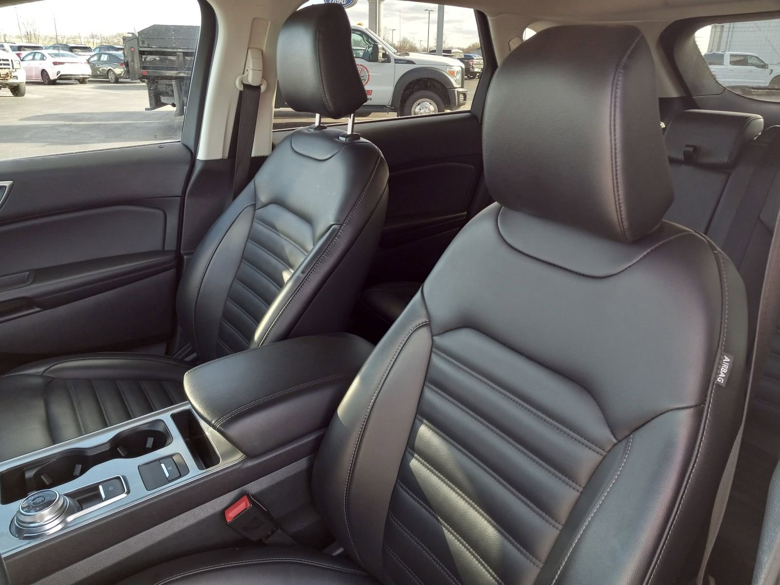 Used 2024 Ford Edge SEL AWD/4WD image 12