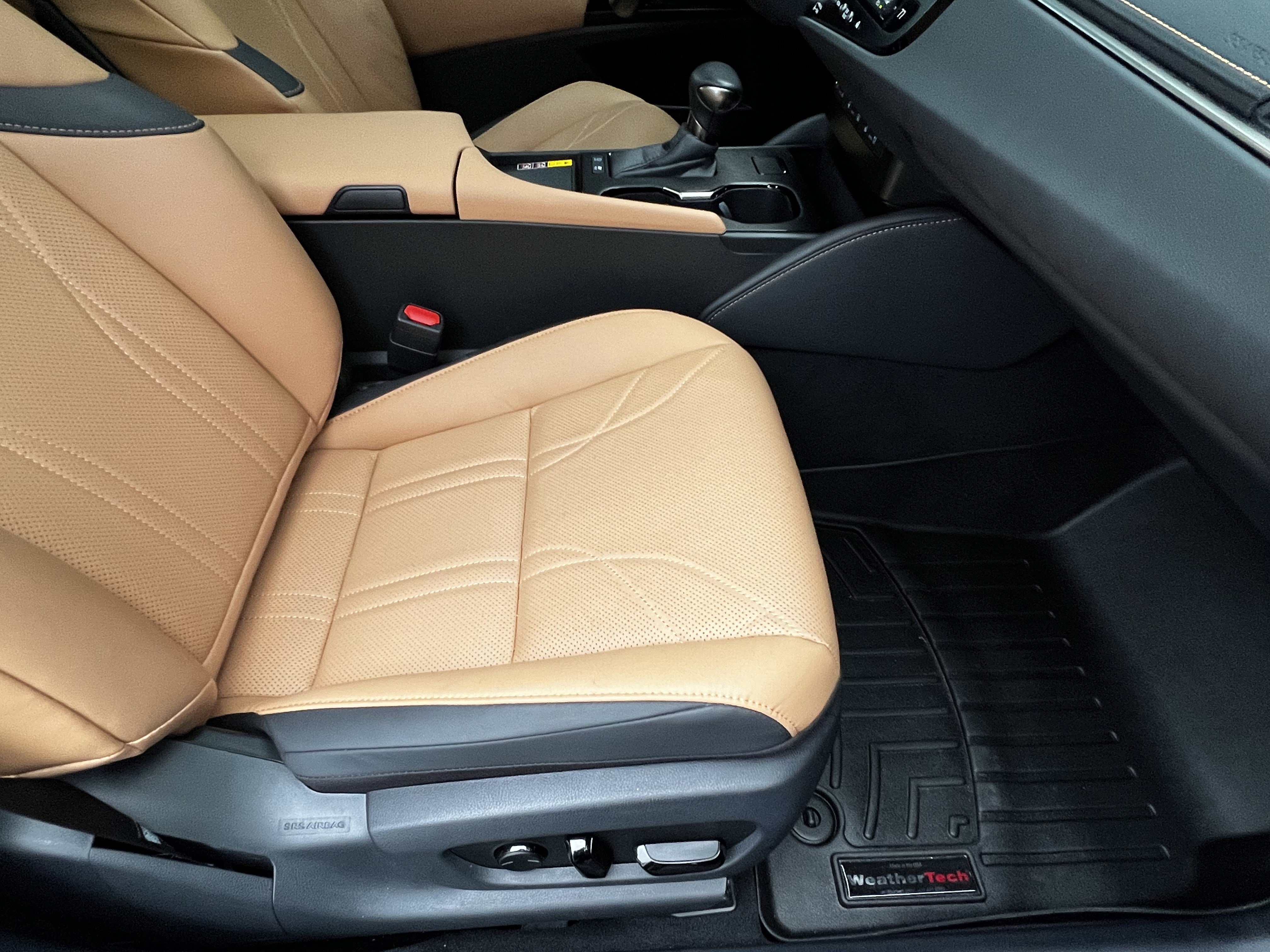 Used 2024 Lexus ES 300h Ultra Luxury image 45