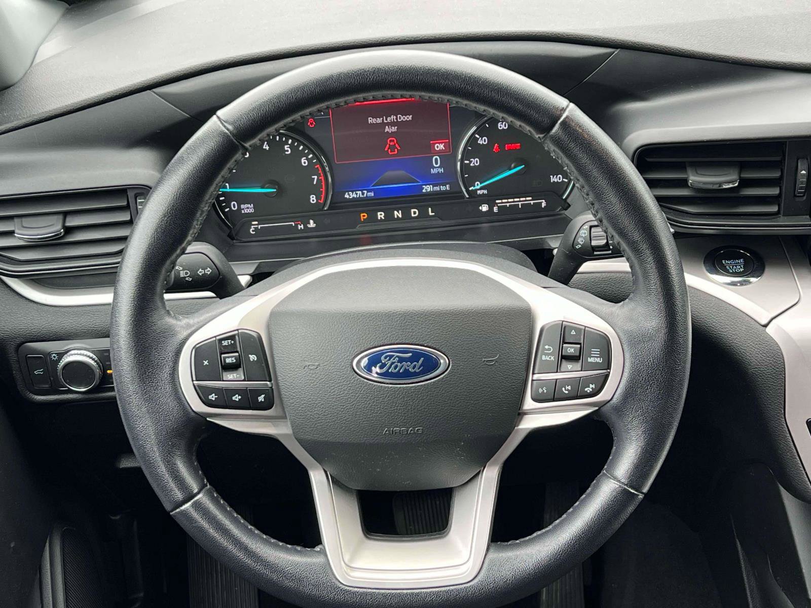 Certified 2022 Ford Explorer XLT image 28