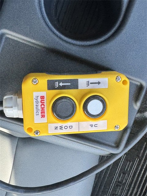 New 2025 Ford F550 4x4 SuperCab Super Duty image 26