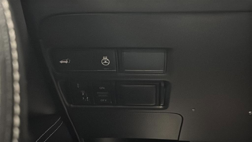 Used 2019 INFINITI QX80 Limited AWD/4WD image 31