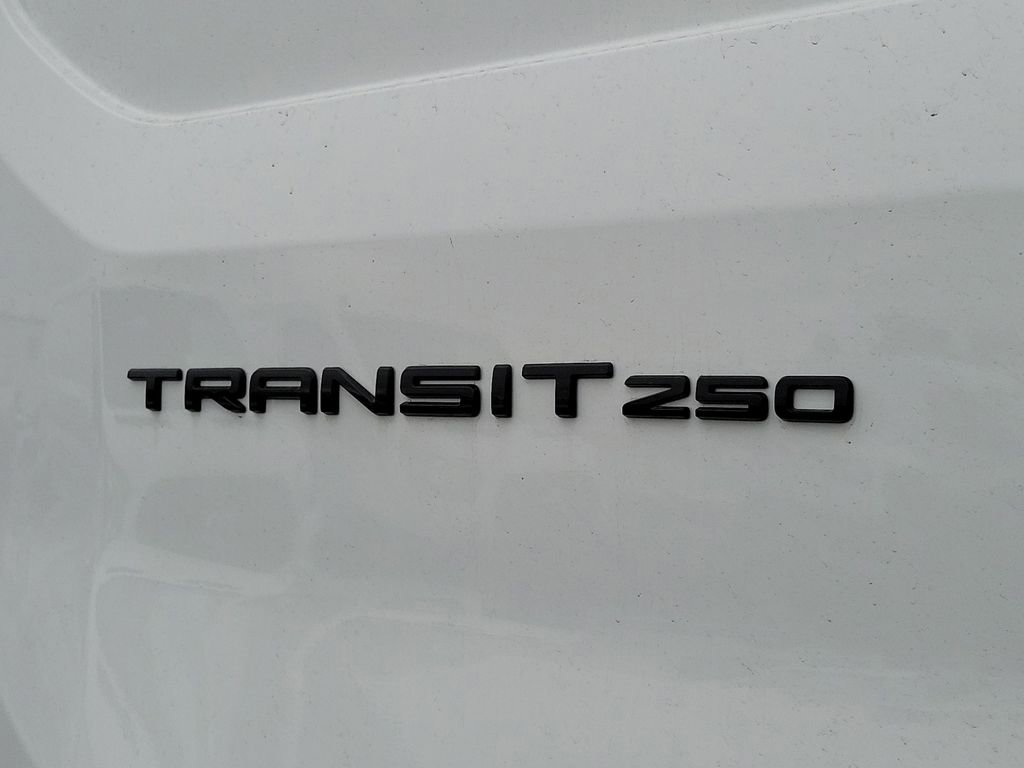 New 2025 Ford Transit 250 148 Medium Roof image 8