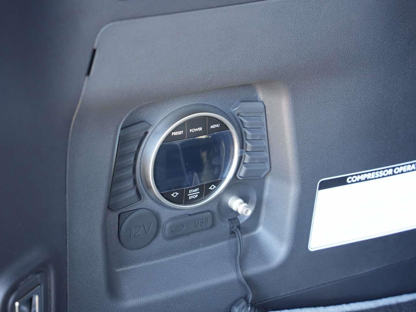 Used 2025 Lexus GX 550 w/ Accessory Package (CT) image 7