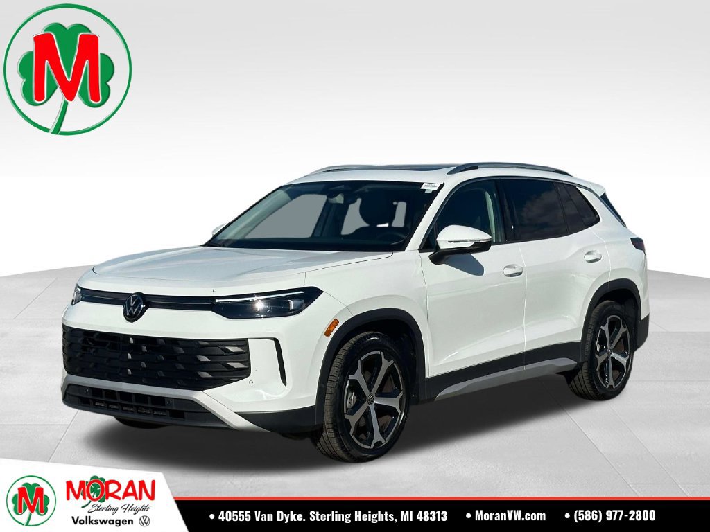 Certified 2026 Volkswagen Tiguan SE w/ Panoramic Sunroof Package FWD image 1