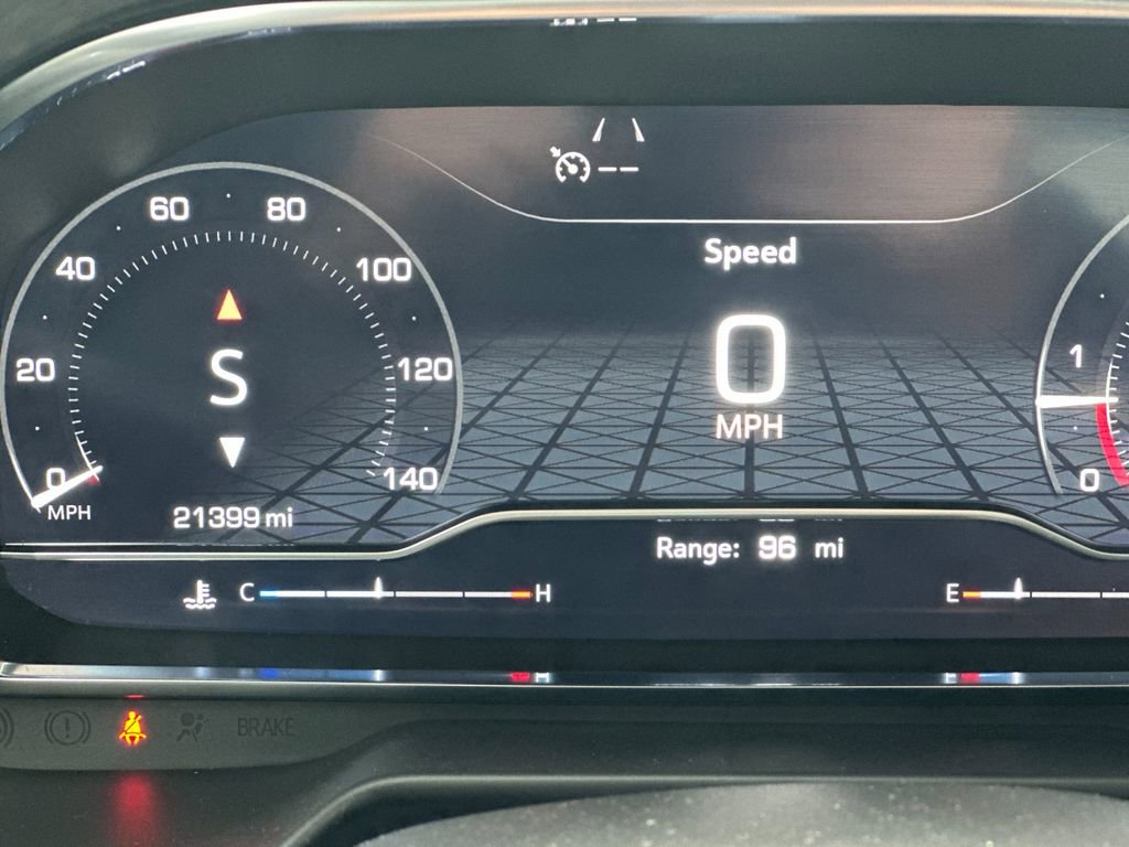 Used 2024 GMC Yukon SLT image 27