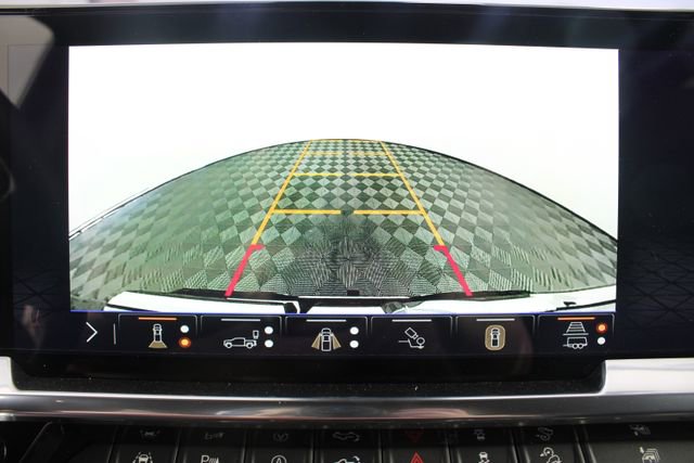 New 2026 GMC Sierra 1500 SLT image 3