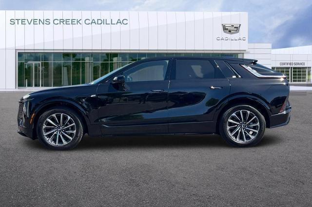 New 2026 Cadillac Lyriq Sport w/ LPO, Floor Liner Package AWD/4WD image 6