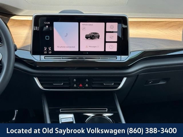 Certified 2025 Volkswagen Atlas SE AWD/4WD image 16