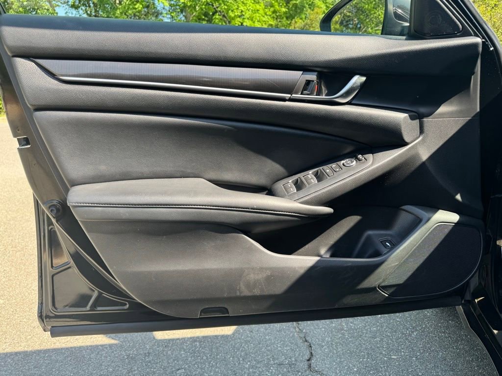 Used 2022 Honda Accord Sport image 25
