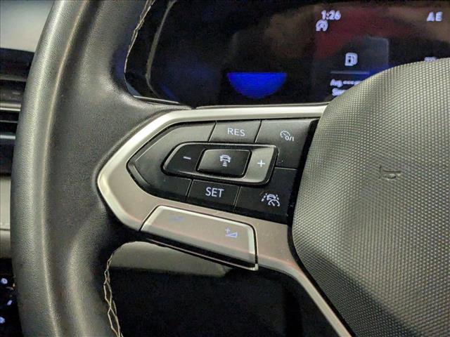 Used 2024 Volkswagen Taos SE image 12