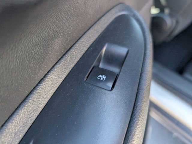 Used 2016 Chevrolet Trax LT FWD image 11