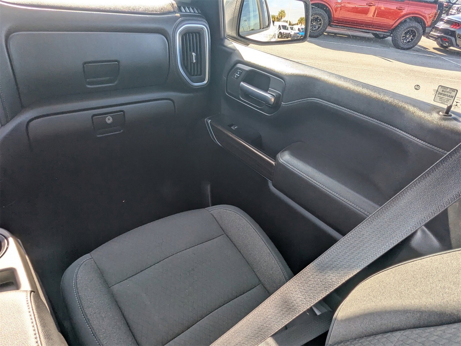 Used 2019 Chevrolet Silverado 1500 LT w/ All-Star Edition image 18