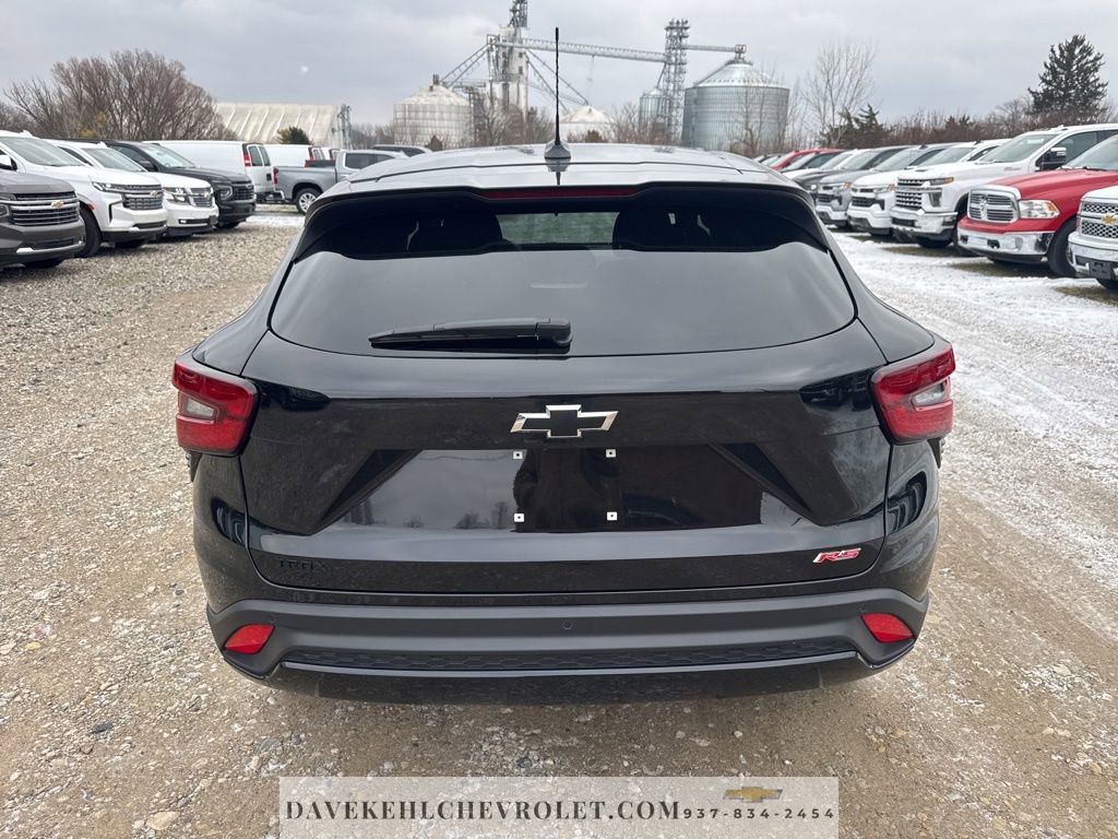 Used 2025 Chevrolet Trax RS w/ Driver Confidence Package image 4