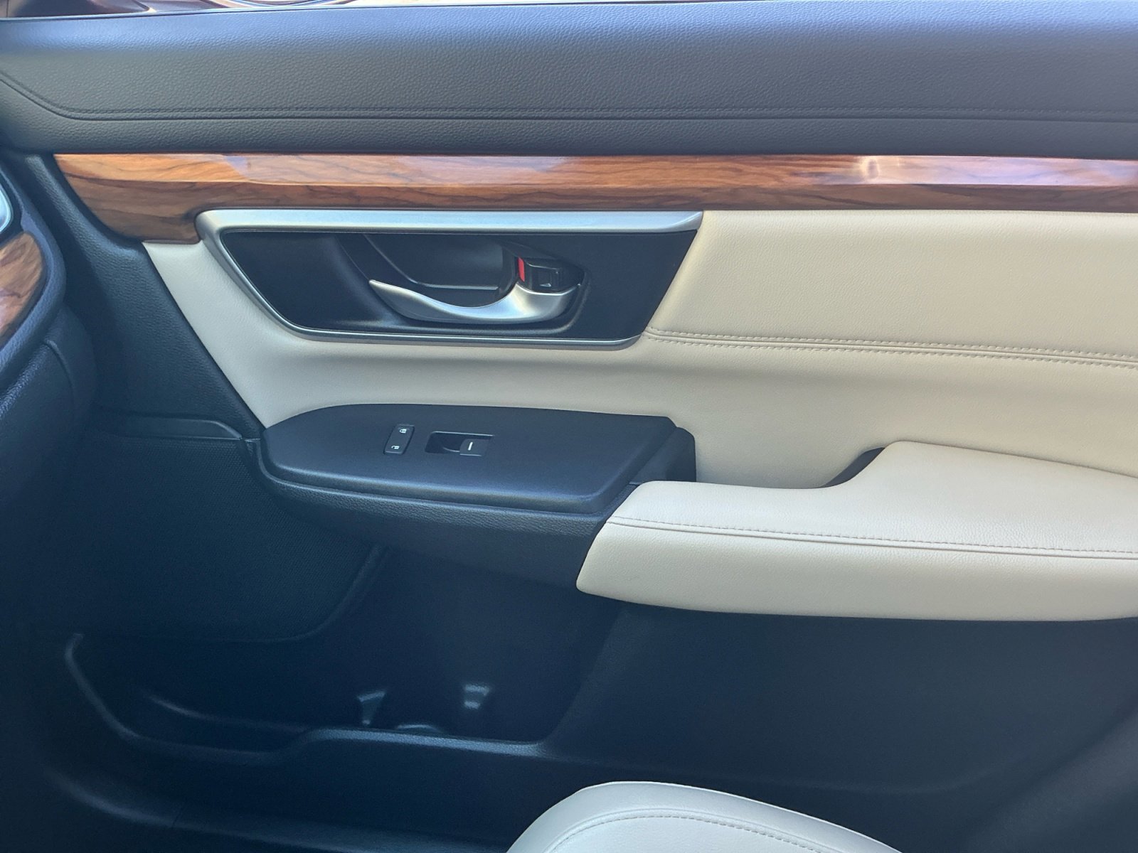 Used 2019 Honda CR-V EX-L image 16