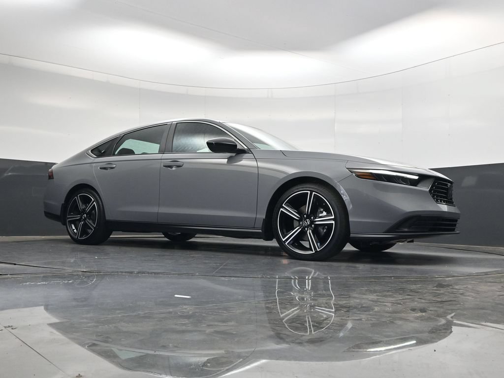 Certified 2025 Honda Accord Sport image 40