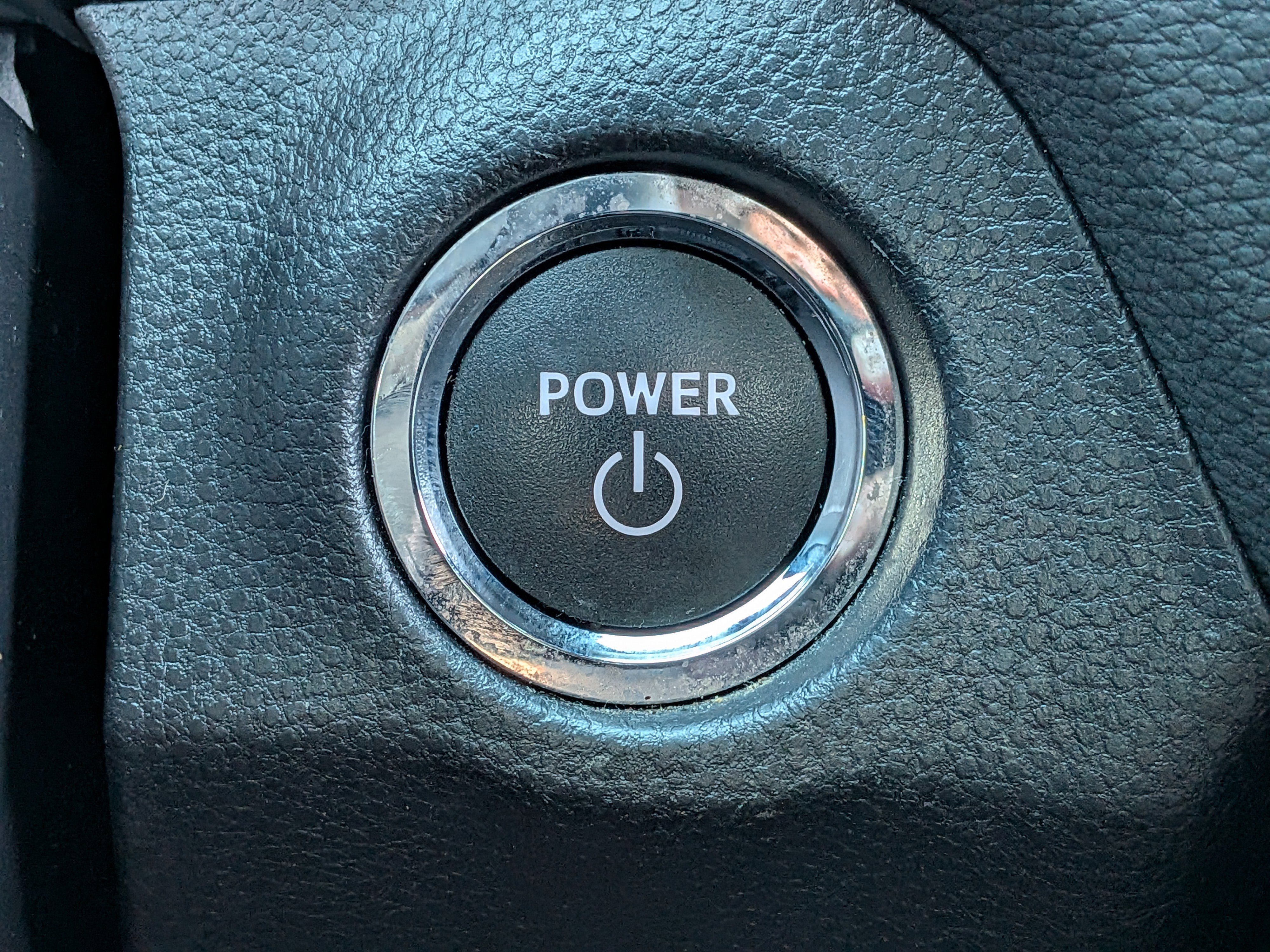 Used 2023 Toyota RAV4 SE image 28