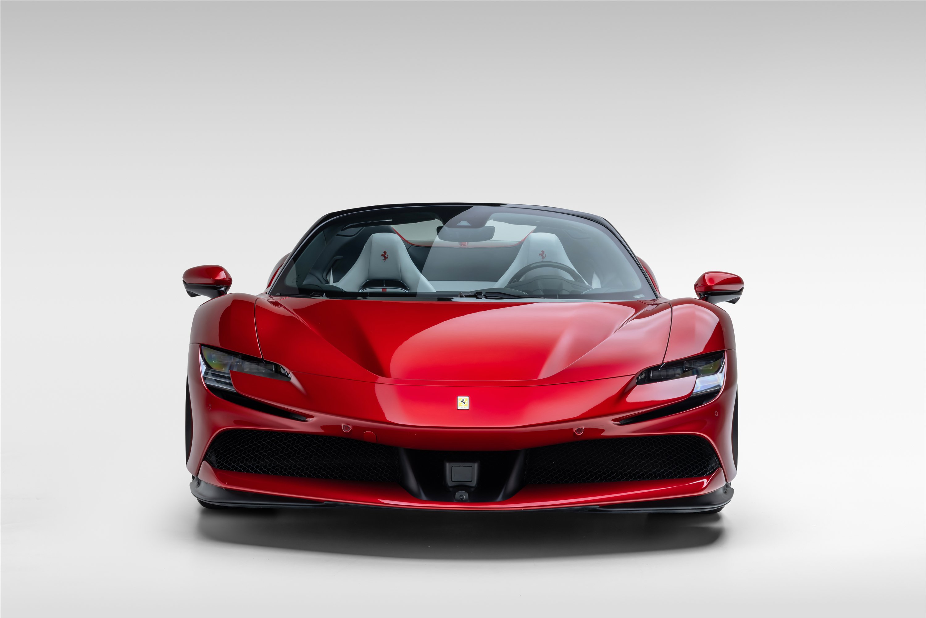 Certified 2025 Ferrari SF90 Spider AWD/4WD image 8