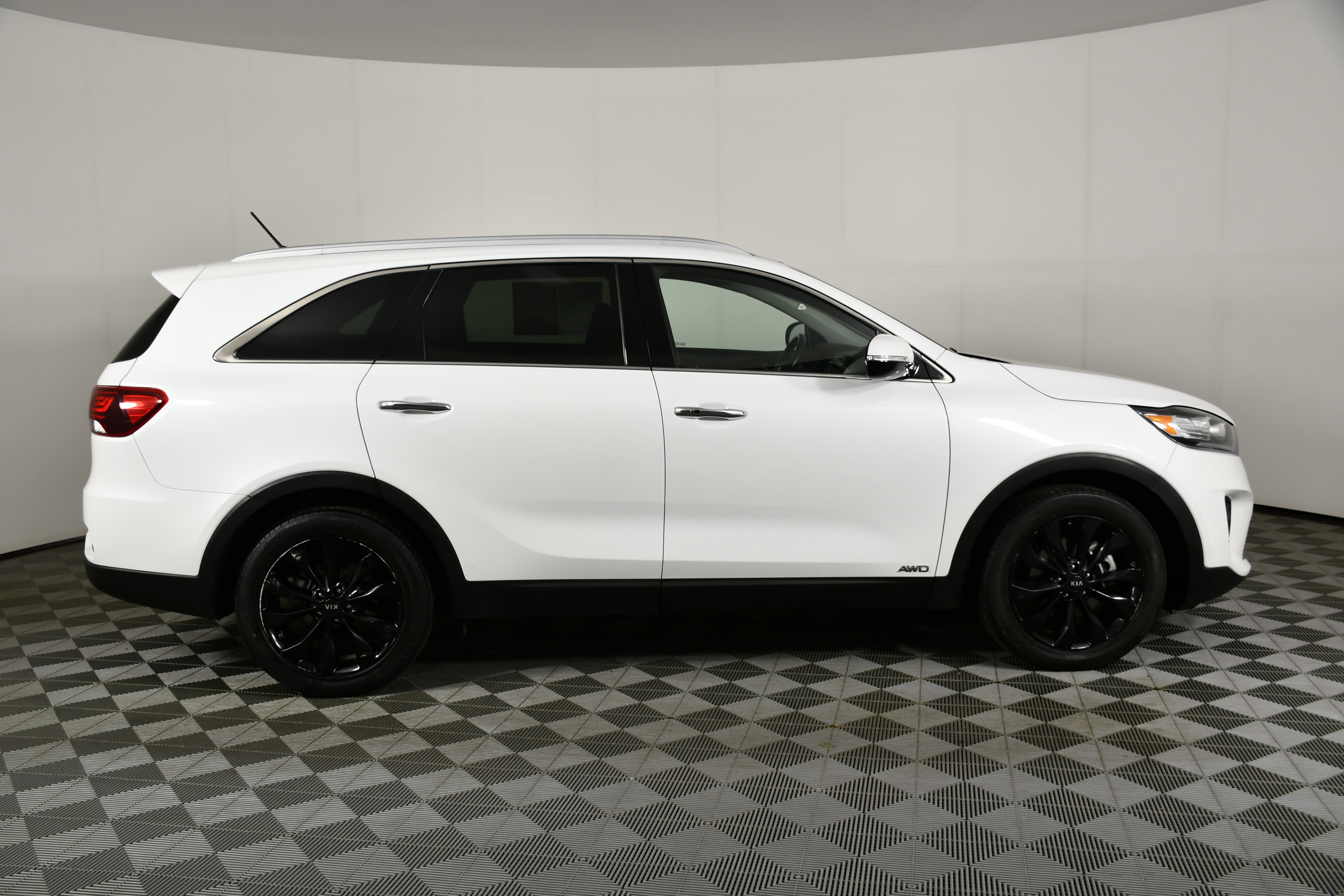 Used 2020 Kia Sorento EX image 5