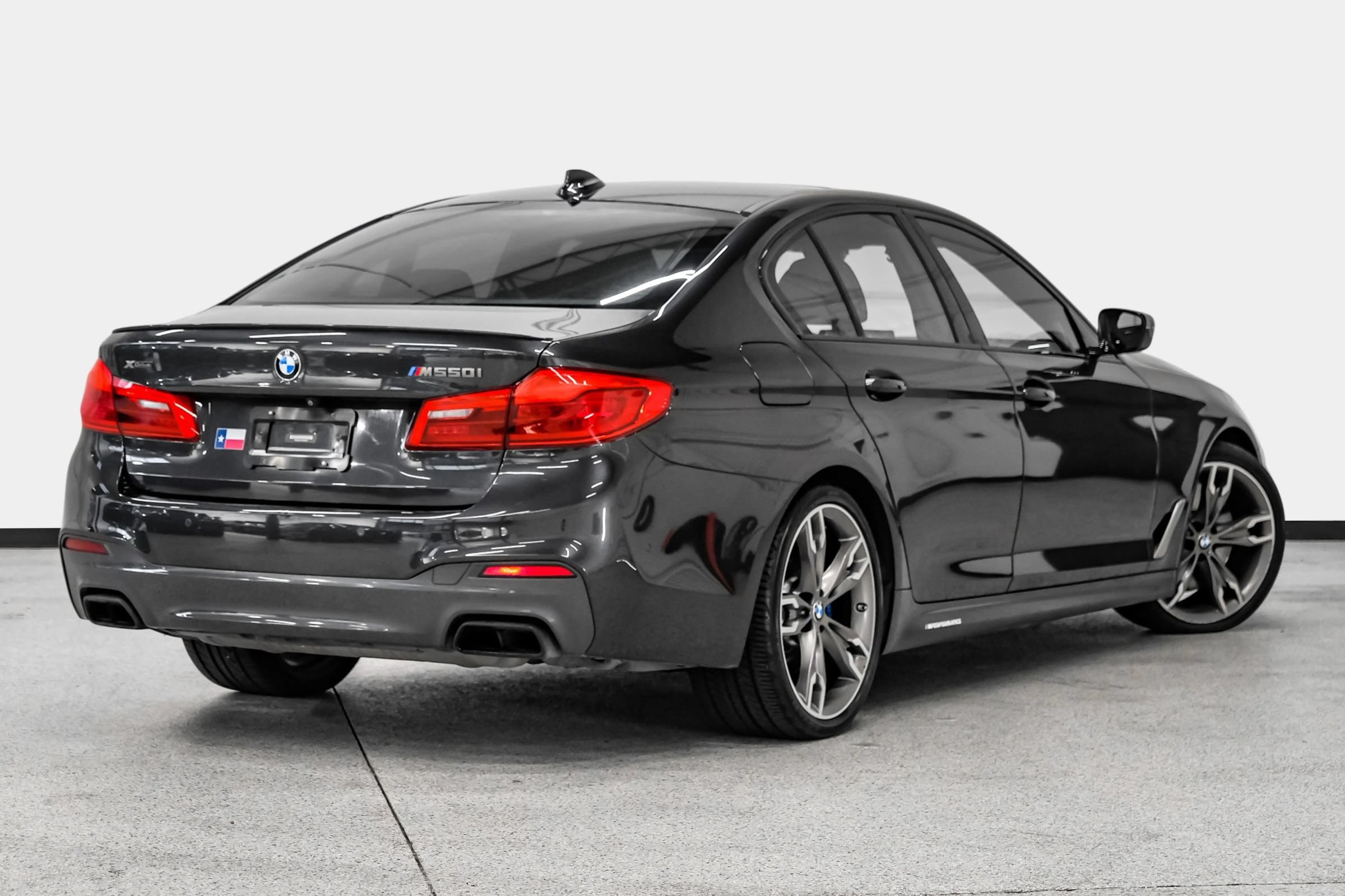 Used 2019 BMW M550i xDrive w/ Premium Package 2 AWD/4WD image 6