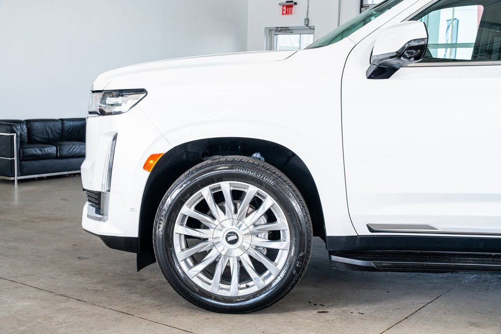 Used 2023 Cadillac Escalade Premium Luxury w/ LPO, Floor Liner Package image 9