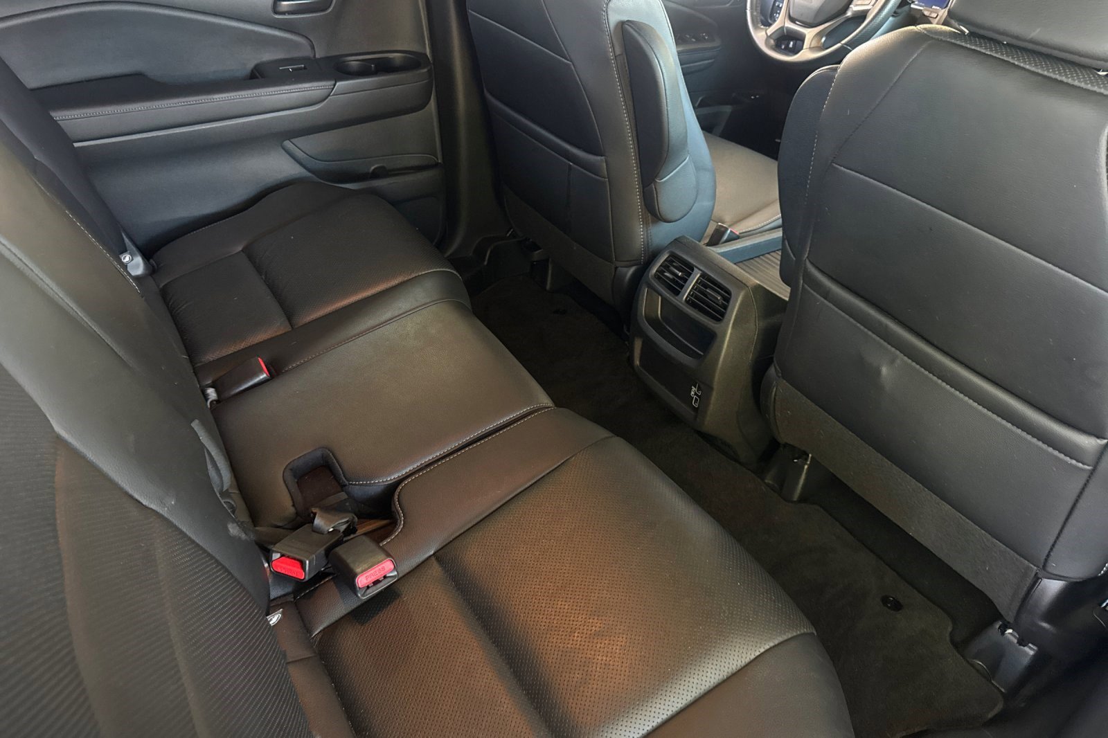 Used 2023 Honda Passport EX-L image 30