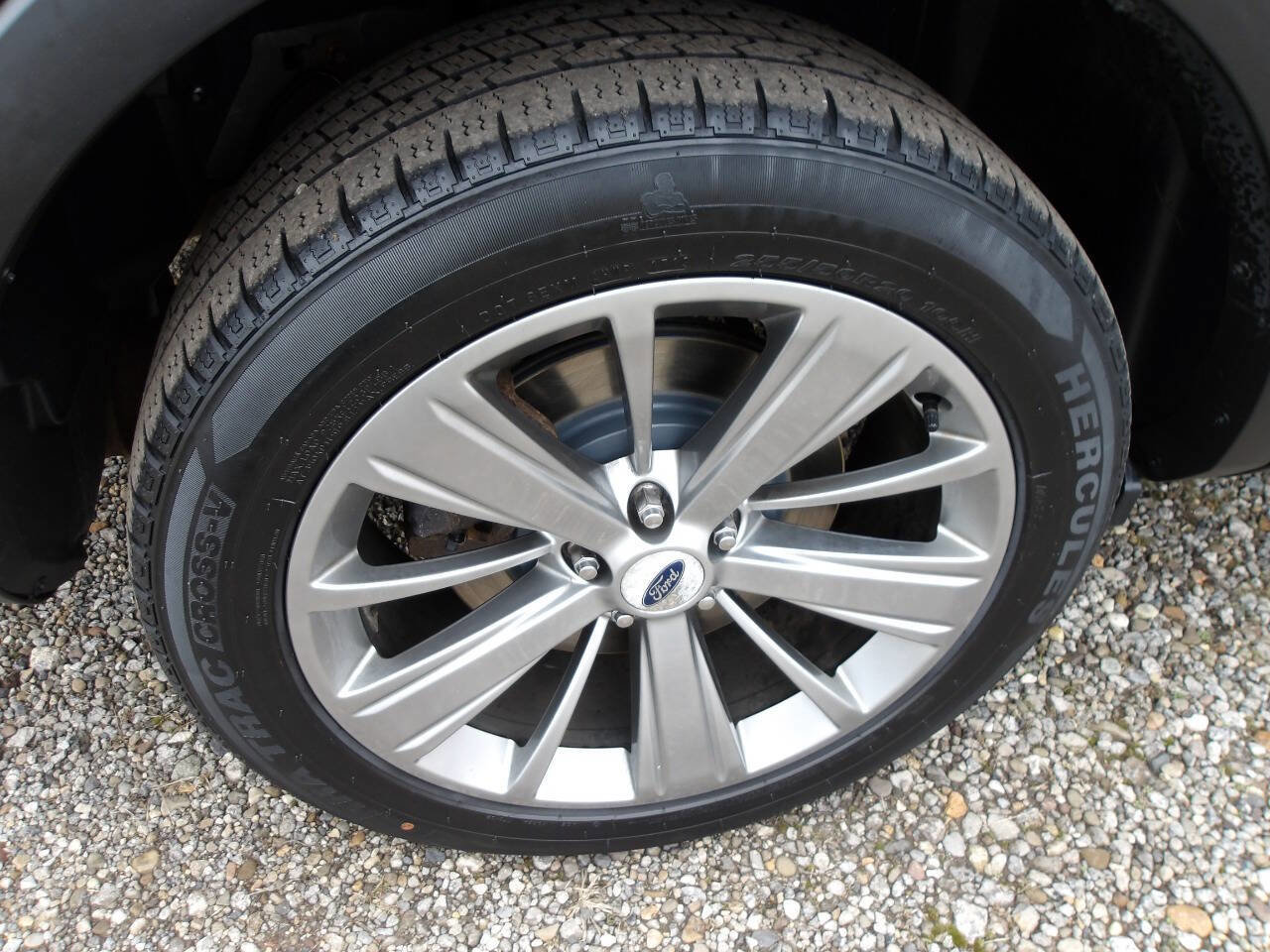 Used 2018 Ford Explorer Limited image 40