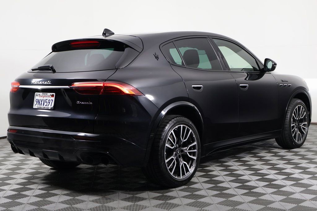 Used 2023 Maserati Grecale Modena image 4
