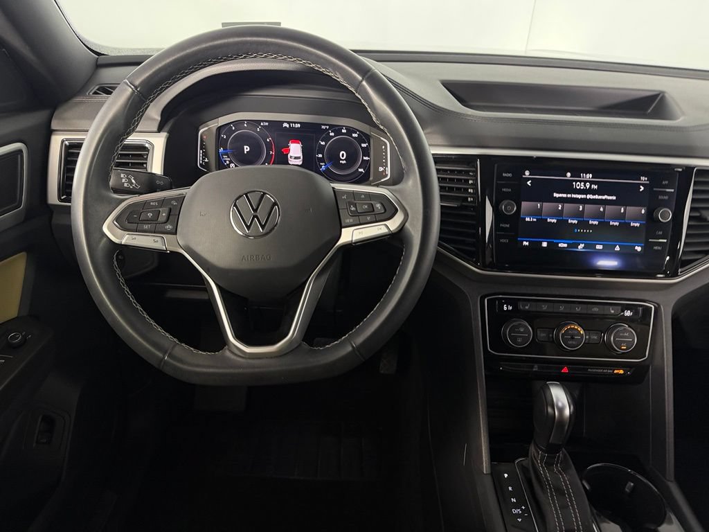 Used 2022 Volkswagen Atlas Cross Sport SE w/ Black Wheel Package FWD image 11