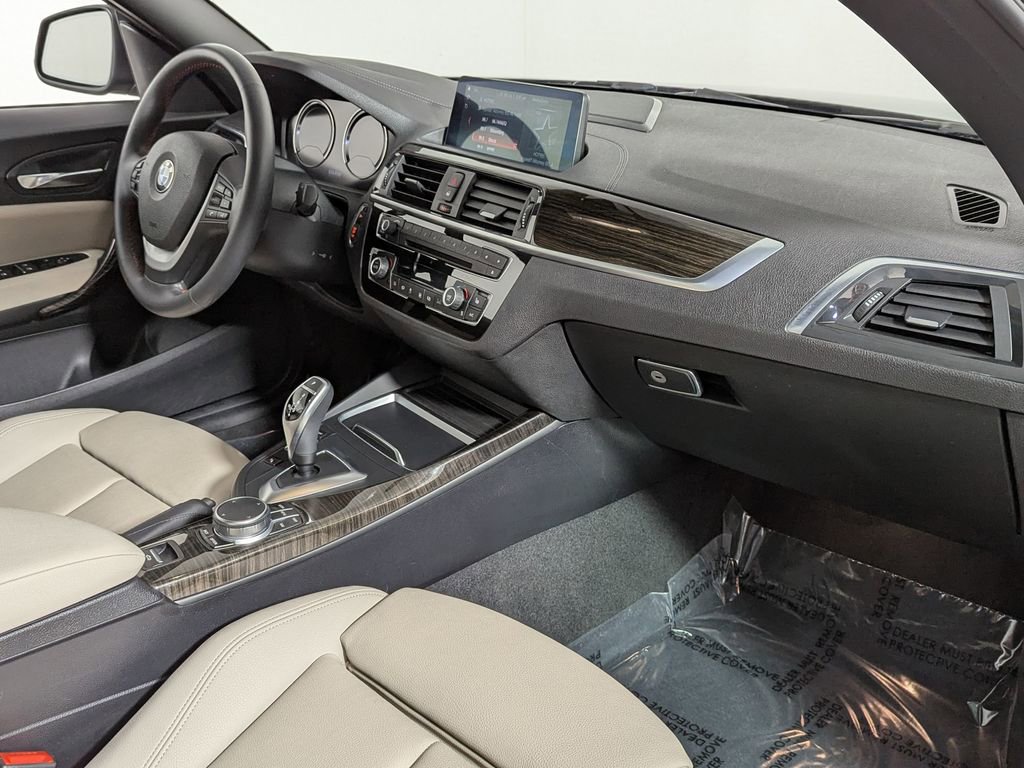 Used 2020 BMW 230i xDrive Convertible w/ Premium Package image 19