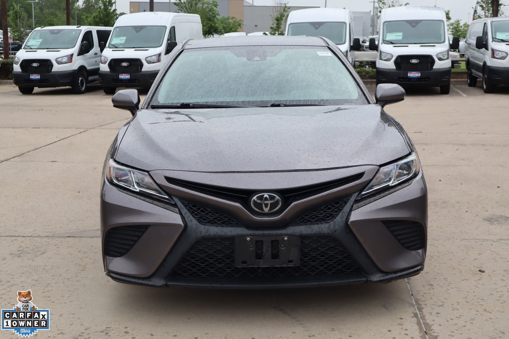 Used 2020 Toyota Camry SE FWD image 9