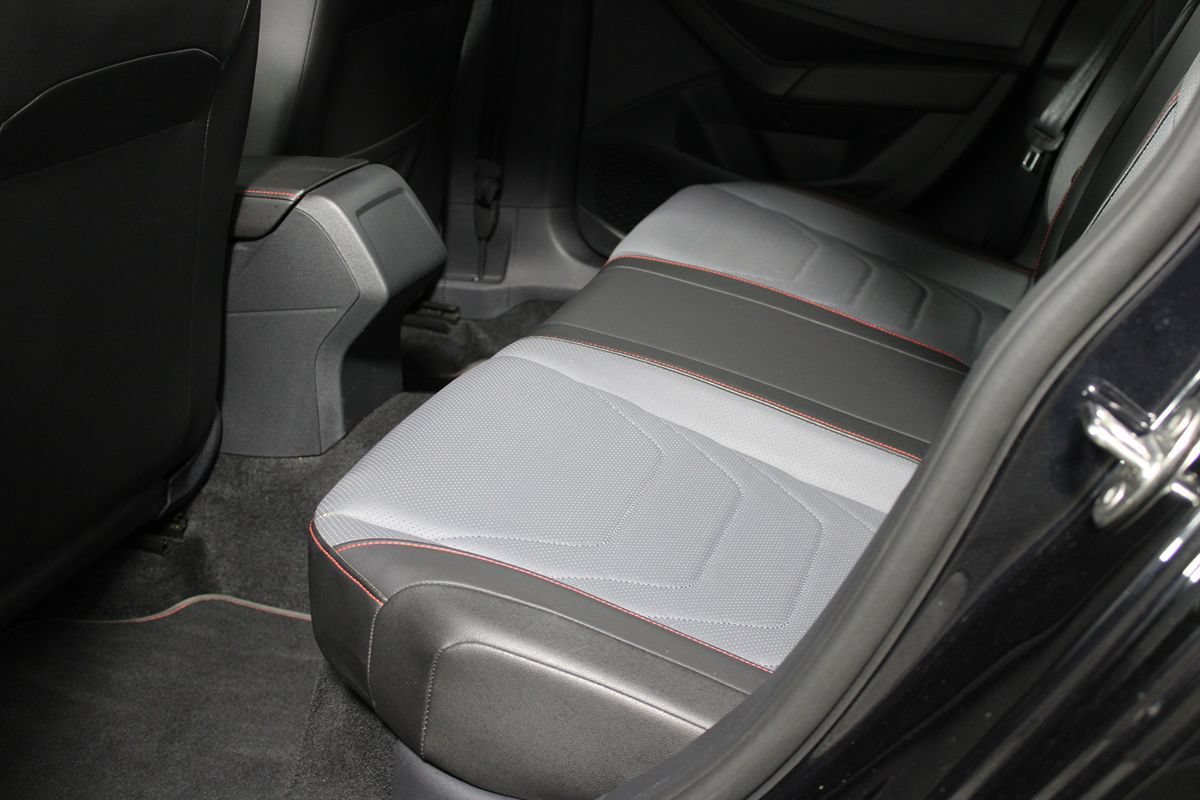 Used 2025 Volkswagen Jetta GLI Autobahn FWD image 25