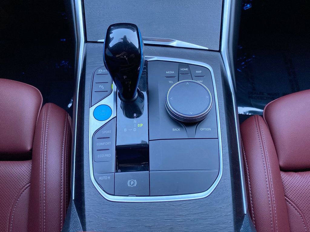 Used 2023 BMW i4 eDrive40 image 15