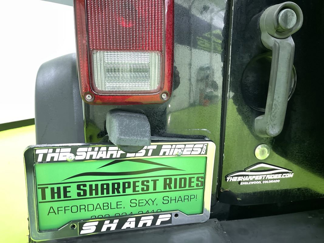 Used 2008 Jeep Wrangler Unlimited Rubicon w/ Dual Top Group image 12