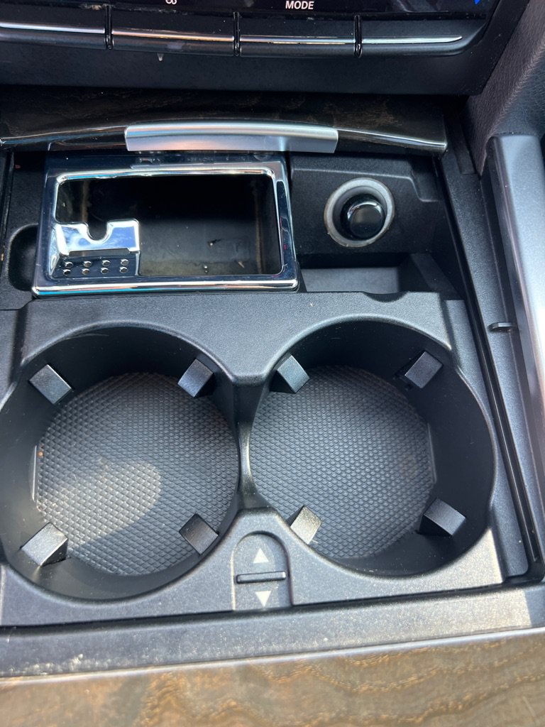 Used 2014 Mercedes-Benz E 350 Sedan image 34