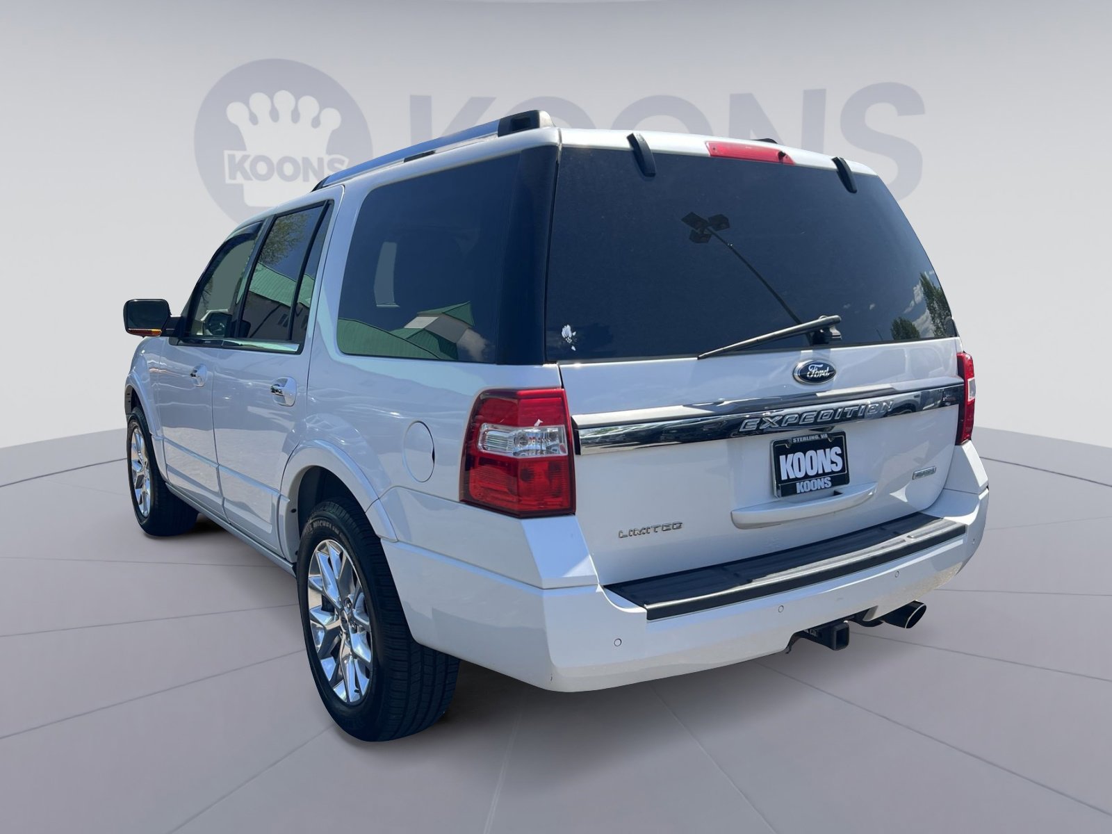 Used 2015 Ford Expedition Limited w/ Equipment Group 301A image 8