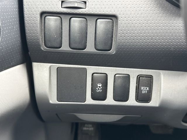 Used 2013 Toyota Tacoma 4x4 Regular Cab image 27