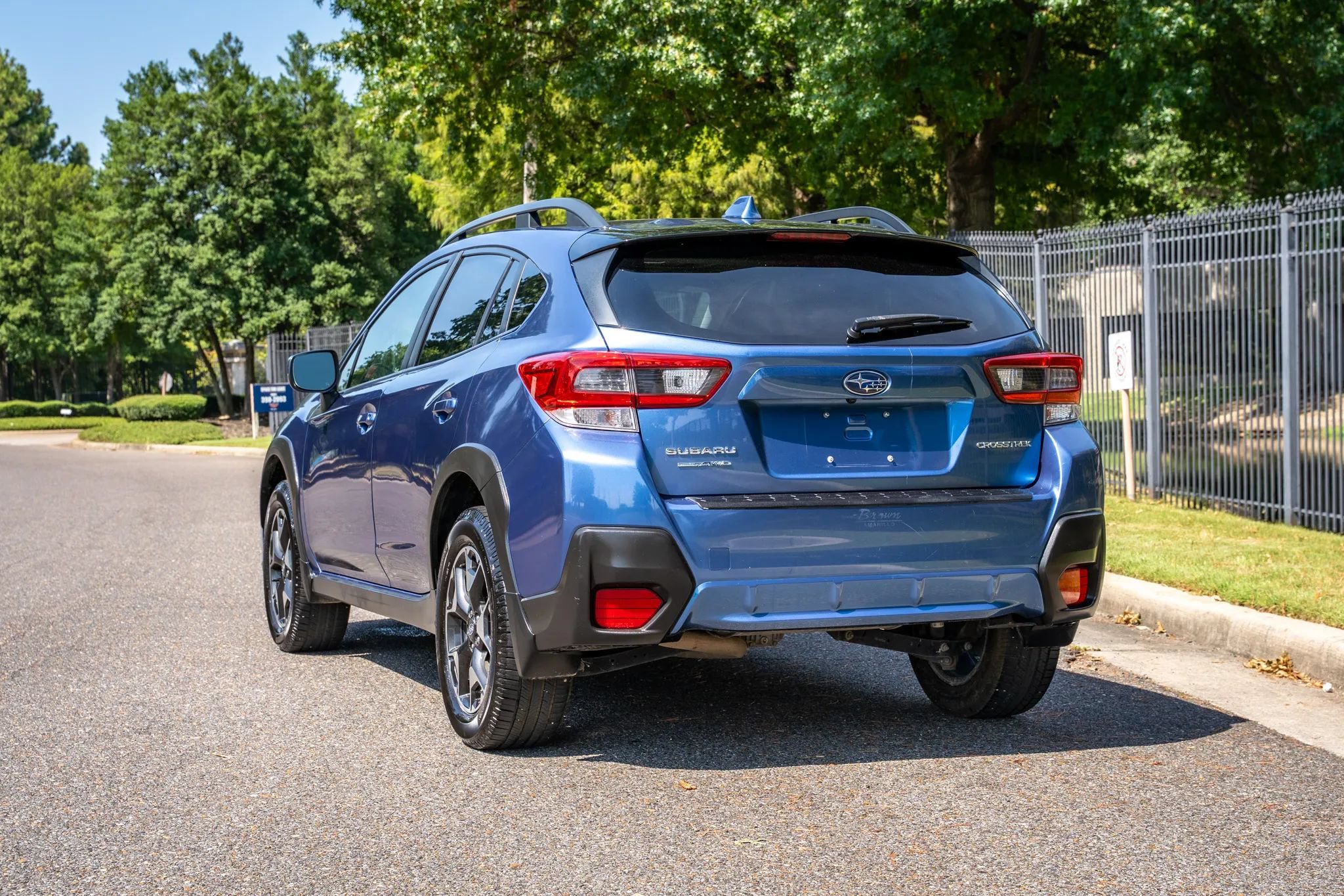 Used 2020 Subaru Crosstrek 2.0i Premium w/ Moonroof Package 1 AWD/4WD image 7