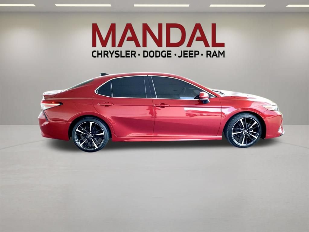Used 2018 Toyota Camry XSE w/ Driver Assist Package FWD image 4