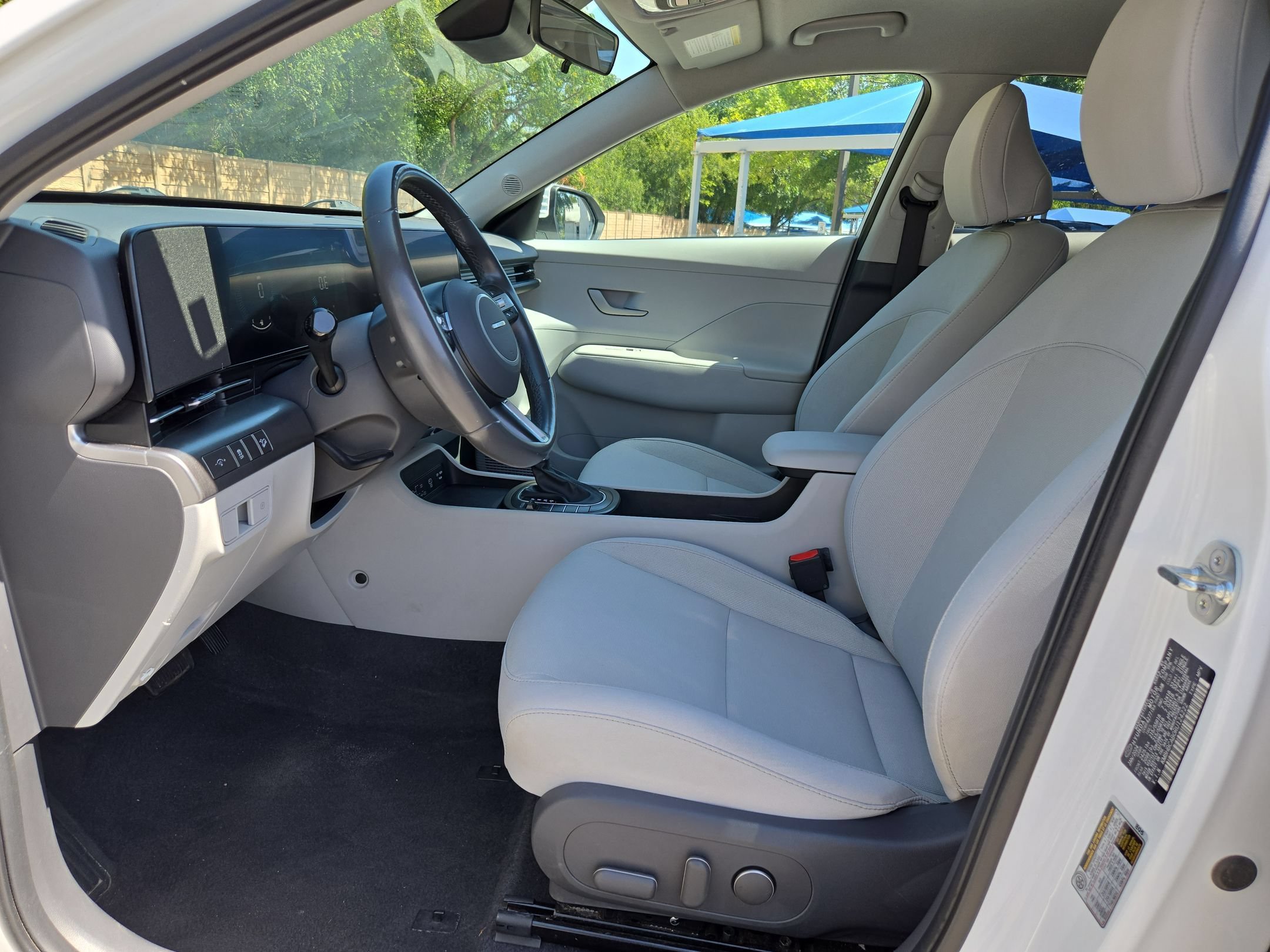 Used 2024 Hyundai Kona SEL AWD/4WD image 9