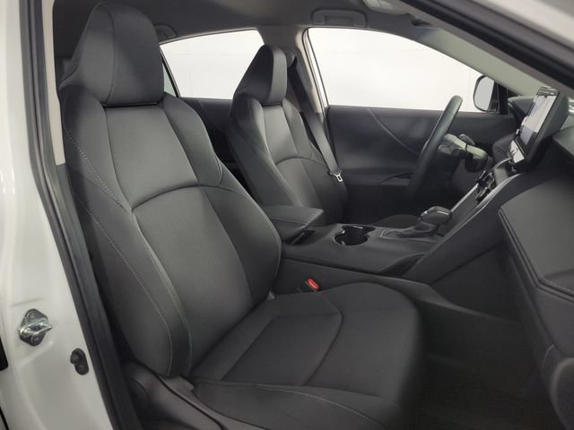 Used 2023 Toyota Venza LE AWD/4WD image 15