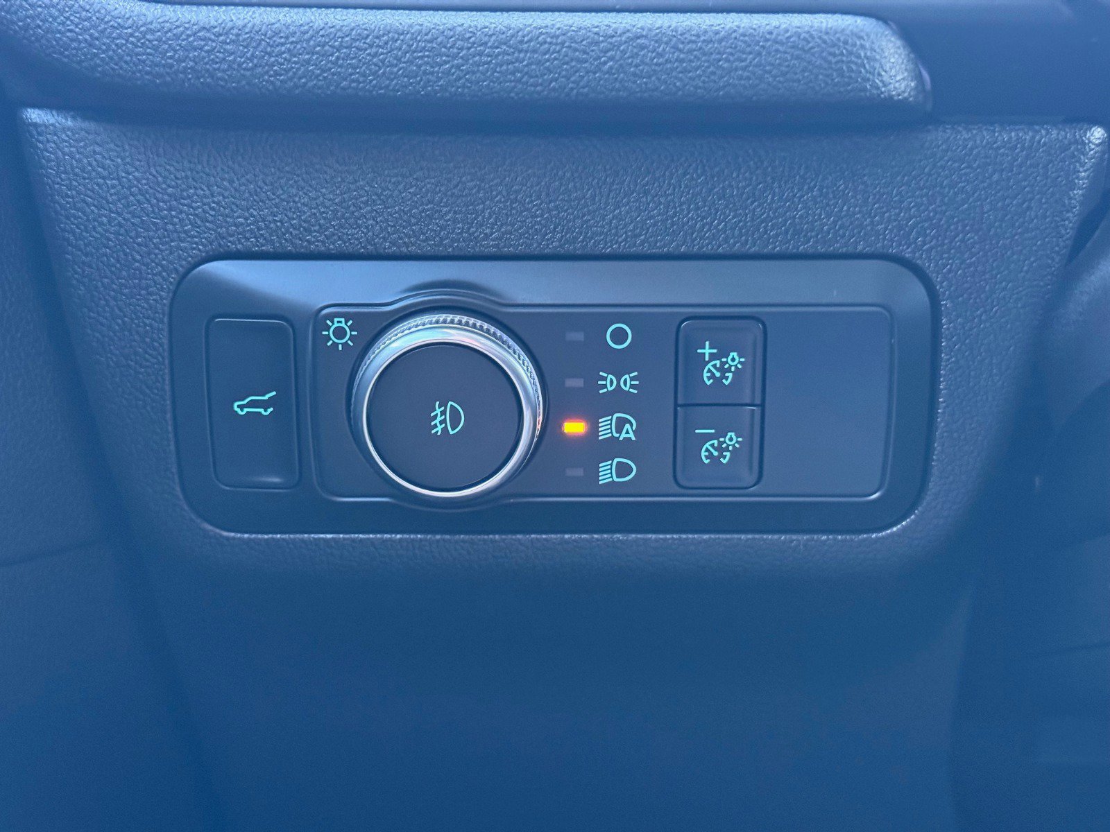 Used 2022 Ford Escape Titanium w/ Titanium Elite Package image 16