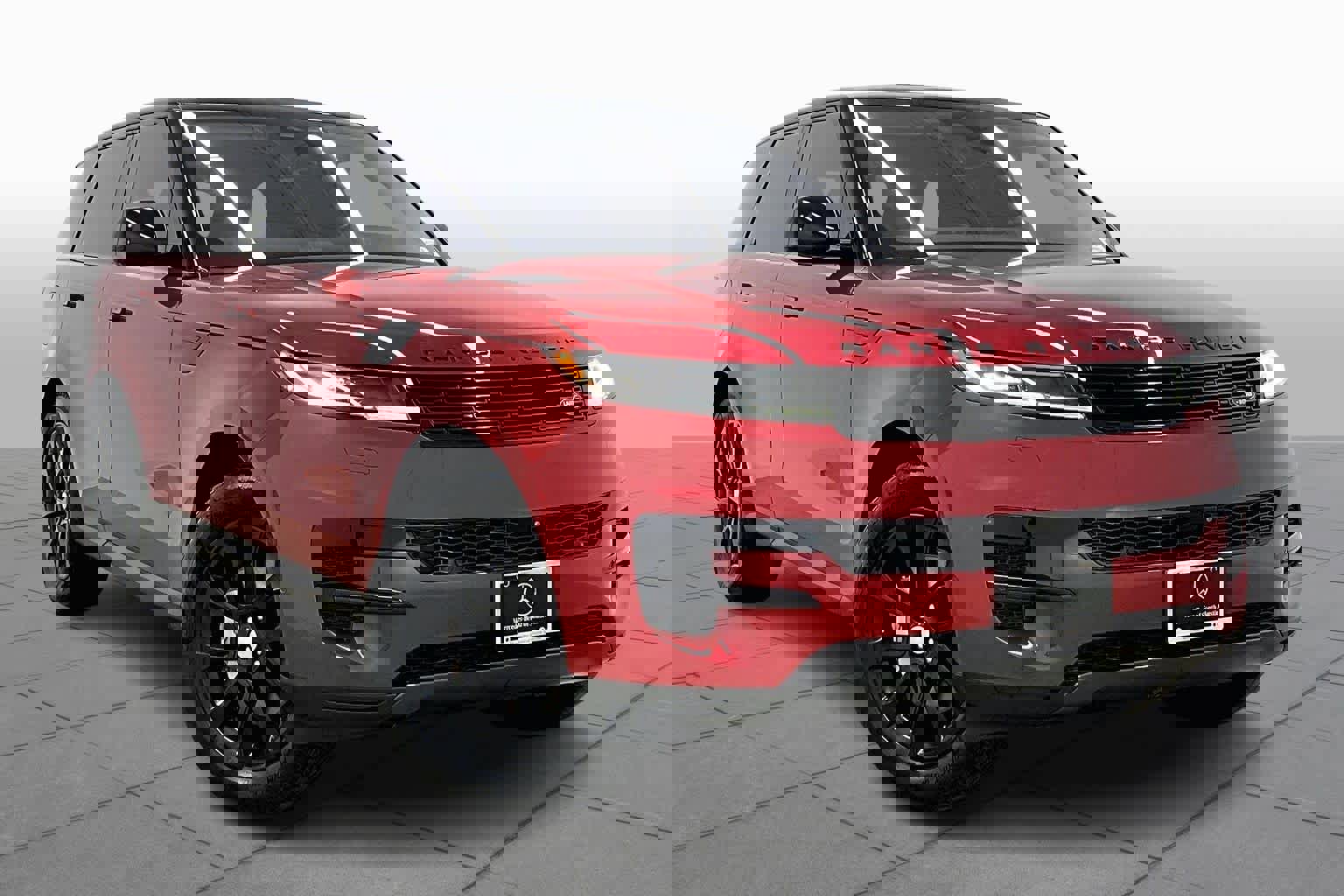 Used 2023 Land Rover Range Rover Sport SE image 3