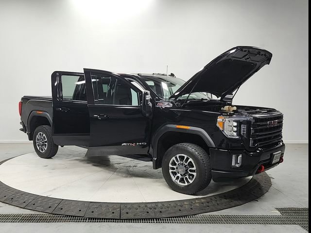 Used 2022 GMC Sierra 2500 AT4 w/ AT4 Preferred Package AWD/4WD image 9