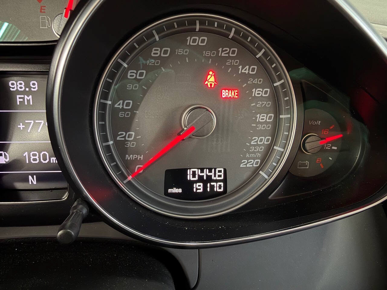 Used 2011 Audi R8 V8 AWD/4WD image 26