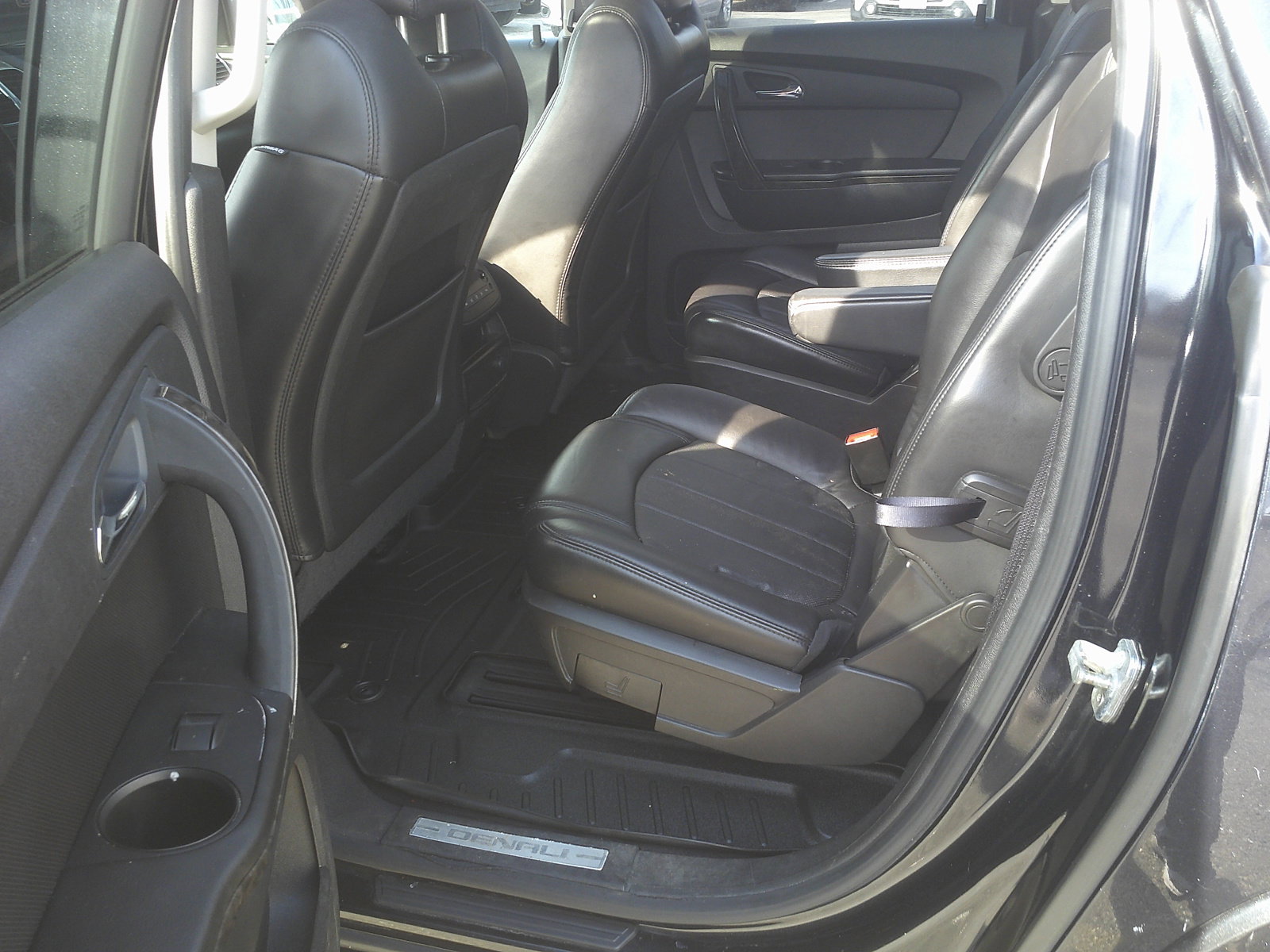 Used 2012 GMC Acadia Denali image 9