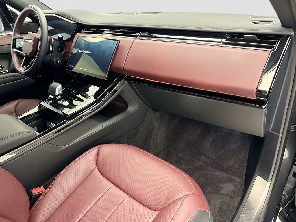 Used 2024 Land Rover Range Rover Sport Dynamic SE image 16